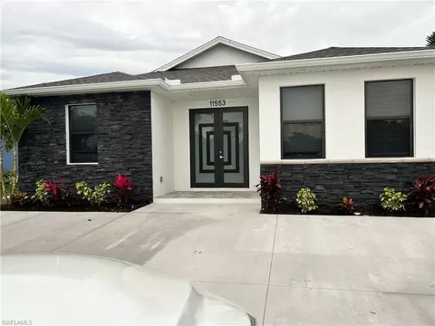 10830 St Lucia Ct, Bonita Springs, FL 34135