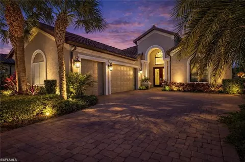 8667 Amour Ct, Naples, FL 34119