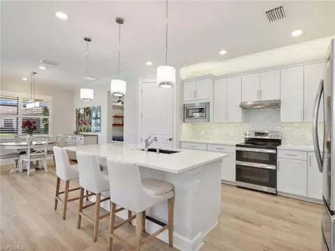 20113 Kingmont Dr, Estero, FL 33928 photo 3