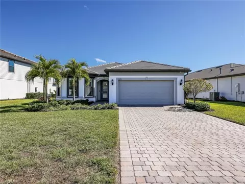 20113 Kingmont Dr, Estero, FL 33928 photo 5