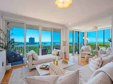 5501 Heron Point Dr #503, Naples, FL 34108