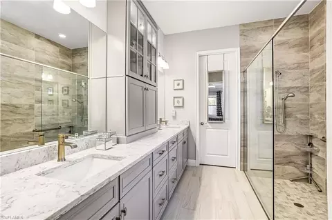 Bath - 3408 Pilot Cir, Naples, FL 34120 photo 1 of 4