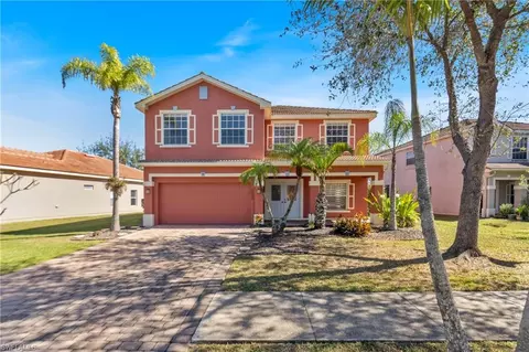 2822 Inlet Cove Ln W, Naples, FL 34120