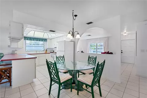 Dining - 693 95th Ave N, Naples, FL 34108 photo 1 of 1