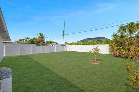 Exterior - 693 95th Ave N, Naples, FL 34108 photo 5 of 8