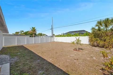 Exterior - 693 95th Ave N, Naples, FL 34108 photo 6 of 8