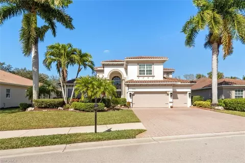 19496 La Serena Dr, Fort Myers, FL 33967