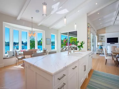 440 Spring Line Dr, Naples, FL 34102 photo 12