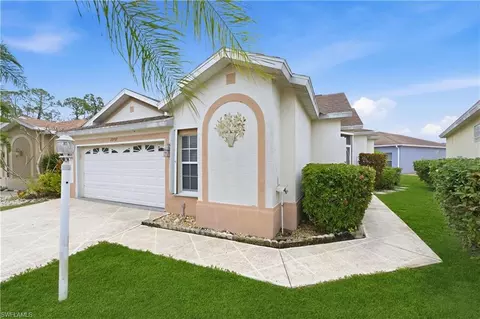 10707 Pearl Bay Cir, Estero, FL 33928