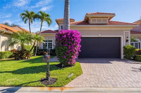 5596 Hammock Isles Dr, Naples, FL 34119