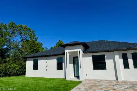 737 Theodore Vail St E, Lehigh Acres, FL 33974