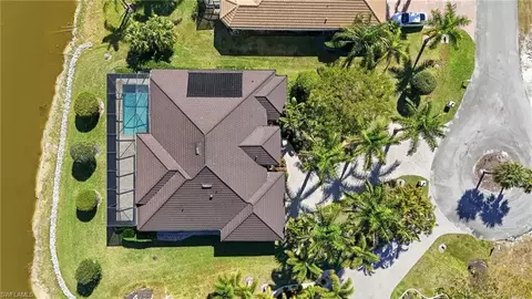 18024 Bluewater Dr, Naples, FL 34114 photo 30