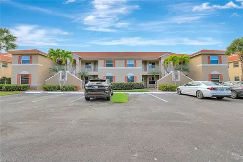 6270 Huntington Lakes Cir #204, Naples, FL 34119