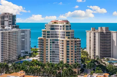 4501 Gulf Shore Blvd N #405, Naples, FL 34103