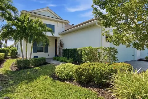 2118 Marquesa Cir, Naples, FL 34112