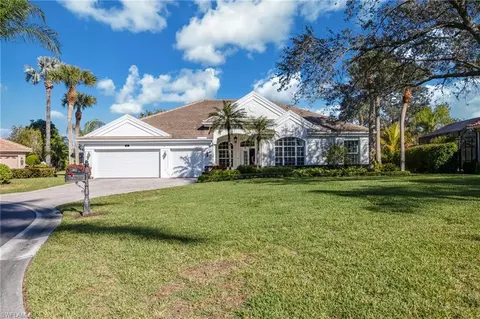 637 Shoreline Dr, Naples, FL 34119