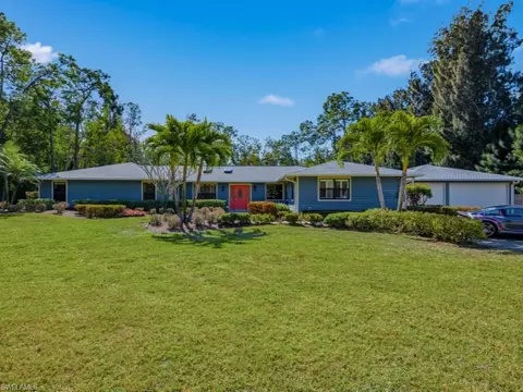 6840 Sable Ridge Ln, Naples, FL 34109