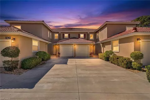 2670 Creek Ln #102, Naples, FL 34119