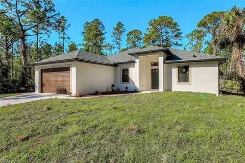 2113 Grayson Ave, Alva, FL 33920 photo 3