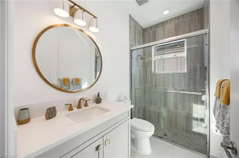 Bath - 12128 Eucalyptus Way, Naples, FL 34120 photo 2 of 4