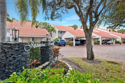 2305 Hidden Lake Dr #3704, Naples, FL 34112