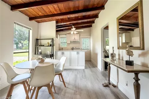 1139 Frank Whiteman Blvd, Naples, FL 34103