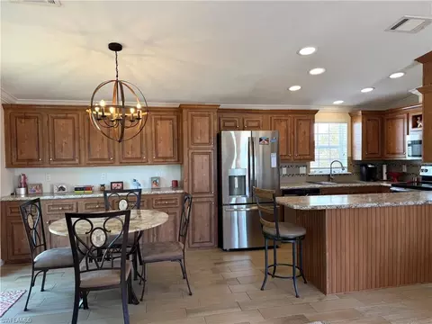 4750 Lantern Ln W, Estero, FL 33928 photo 5