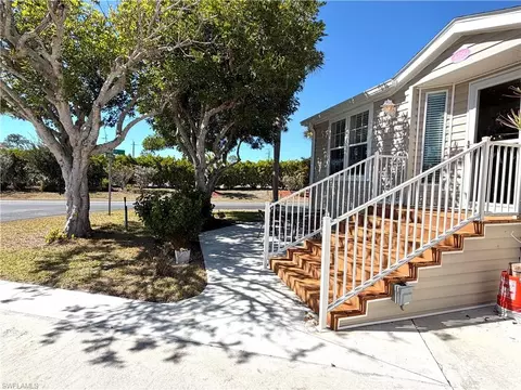 4750 Lantern Ln W, Estero, FL 33928 photo 3