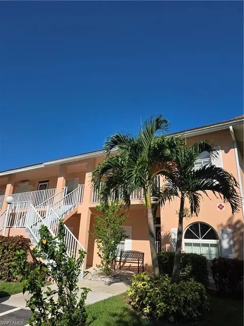 575 Augusta Blvd #8, Naples, FL 34113 photo 3