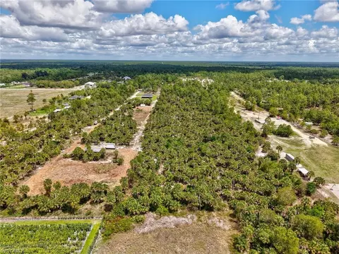 Ivy Way, Naples, FL 34117 photo 4