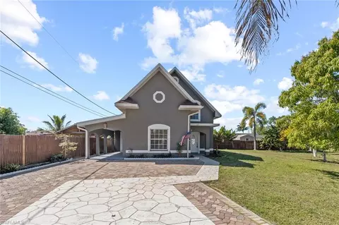 Exterior - 5248 Confederate Dr, Naples, FL 34113 photo 2 of 2
