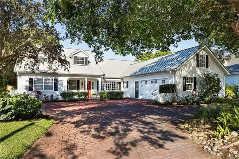 Exterior - 517 Devils Ln, Naples, FL 34103 photo 4 of 4