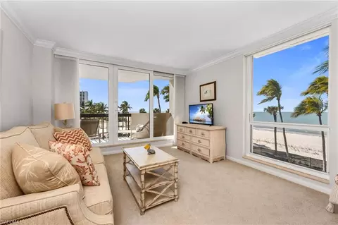 4001 Gulf Shore Blvd N #207, Naples, FL 34103