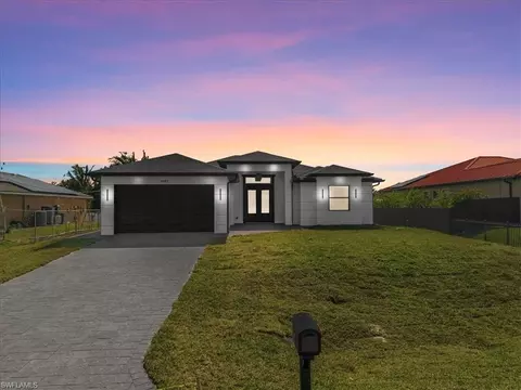 4505 7th St W, Lehigh Acres, FL 33971