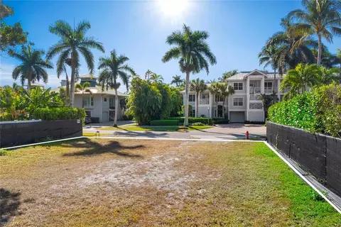 395 7th Ave S, Naples, FL 34102 photo 9