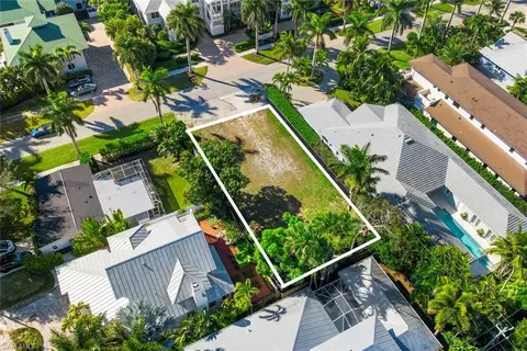 395 7th Ave S, Naples, FL 34102 photo 6
