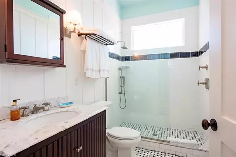 Bath - 4875 Whispering Pine Way, Naples, FL 34103 photo 3 of 3