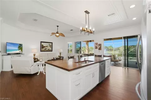 Kitchen - 43 Glen Eagle Cir, Naples, FL 34104 photo 3 of 6