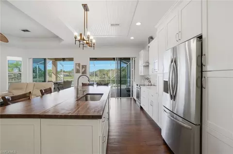 Kitchen - 43 Glen Eagle Cir, Naples, FL 34104 photo 5 of 6