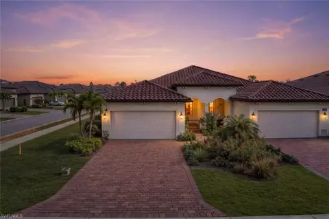 17301 Corsini Dr, Fort Myers, FL 33913