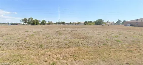 1402 NW 8th Ter, Cape Coral, FL 33993