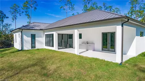 Exterior - 3518 2nd Ave SE, Naples, FL 34117 photo 9 of 10