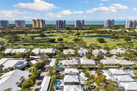 View/Area - 831 Rue Deville #2, Naples, FL 34108 photo 2 of 3