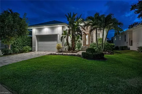 2464 Lake Ave, Naples, FL 34112