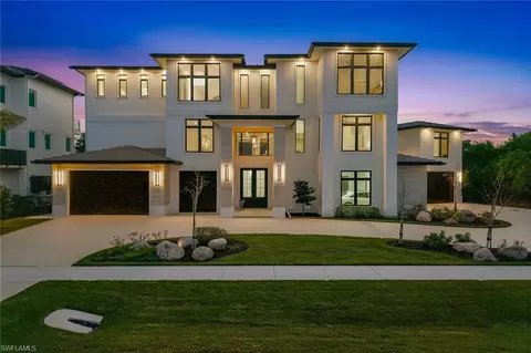 598 Spinnaker Dr, Marco Island, FL 34145