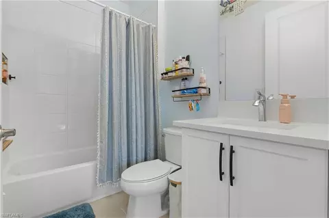 Bath - 20860 Thistle Leaf Ln, Estero, FL 33928 photo 7 of 8