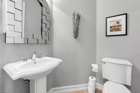Bath - 347 Saddlebrook Ln, Naples, FL 34110 photo 4 of 5