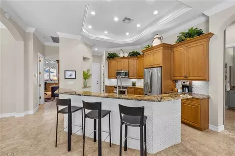 Kitchen - 347 Saddlebrook Ln, Naples, FL 34110 photo 3 of 4