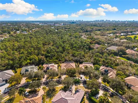 View/Area - 347 Saddlebrook Ln, Naples, FL 34110 photo 3 of 4