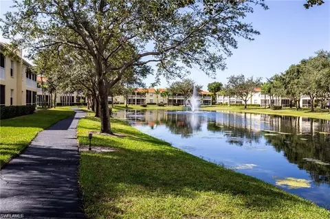 100 Diamond Cir #108, Naples, FL 34110